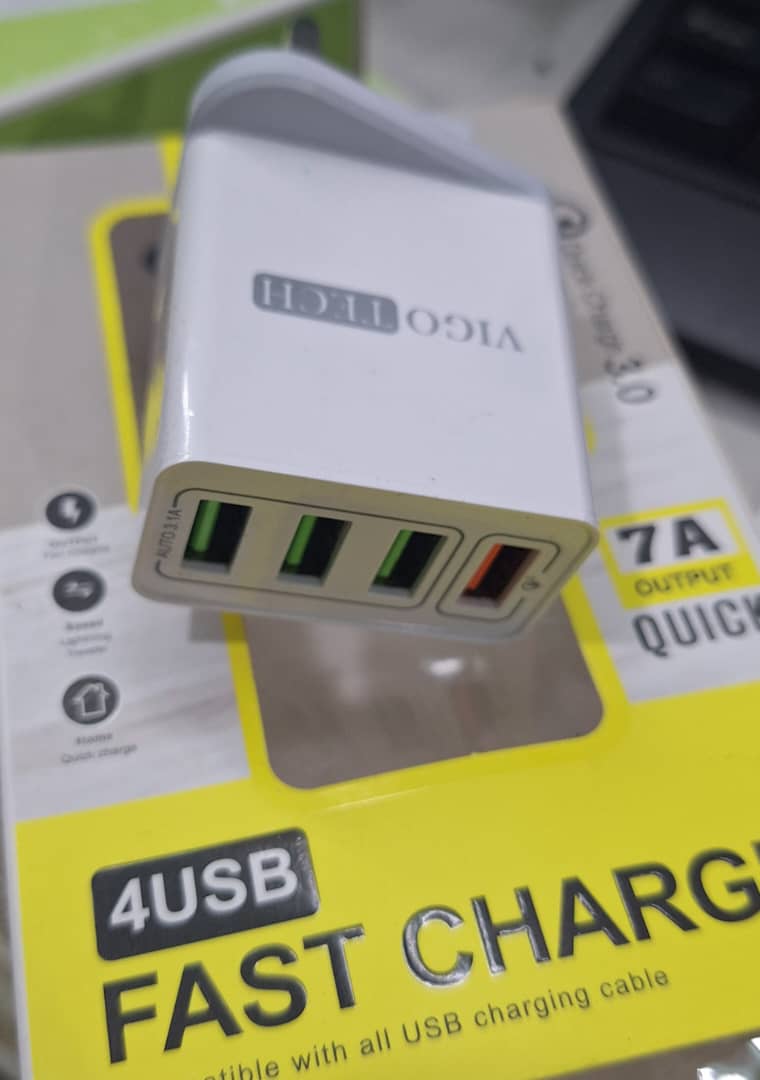 VIGO TECH ADAPTER 4USB FAST CHARGER